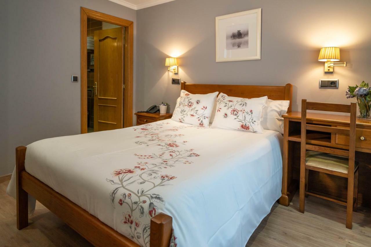 Hotel Arco Navia Extérieur photo