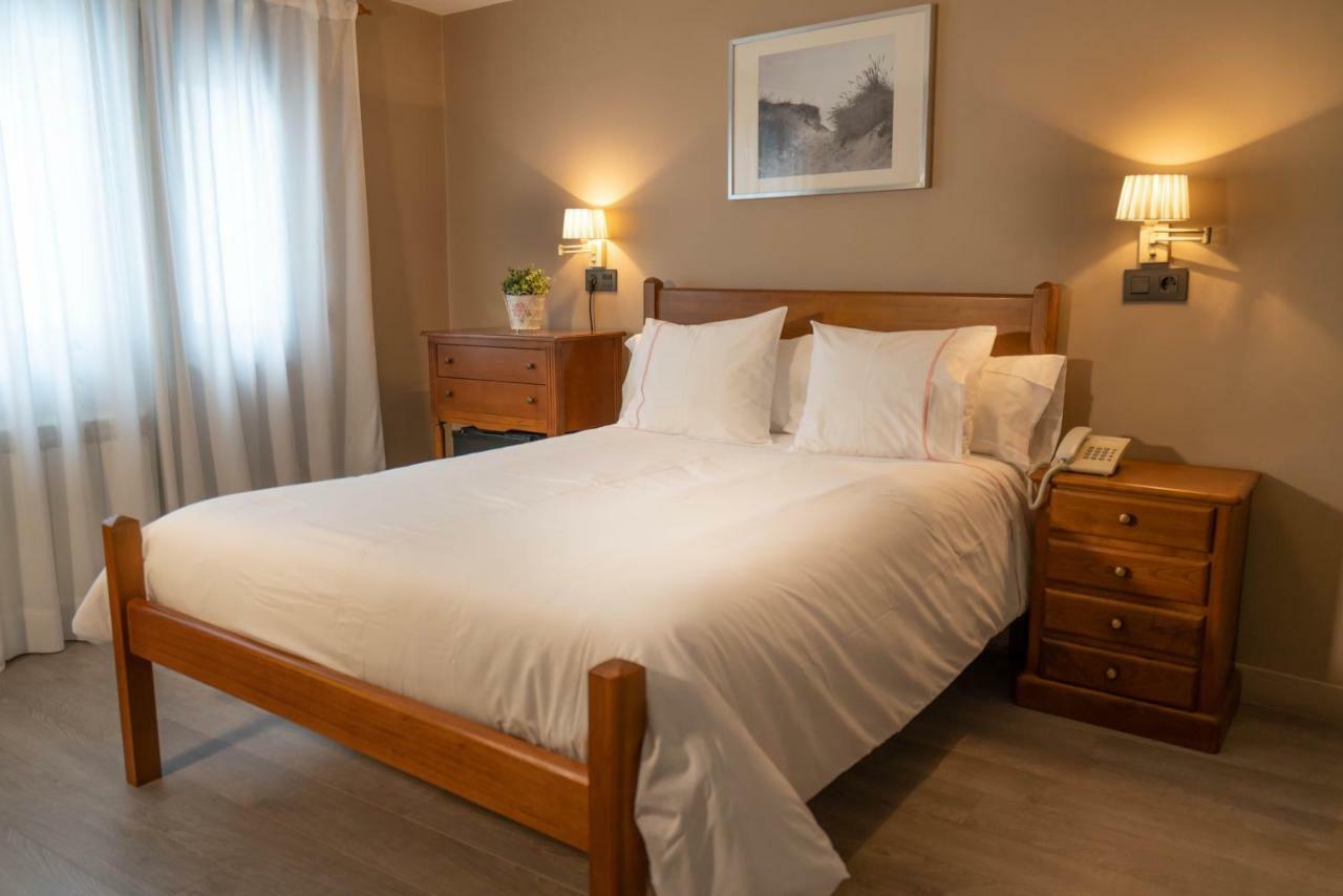 Hotel Arco Navia Extérieur photo