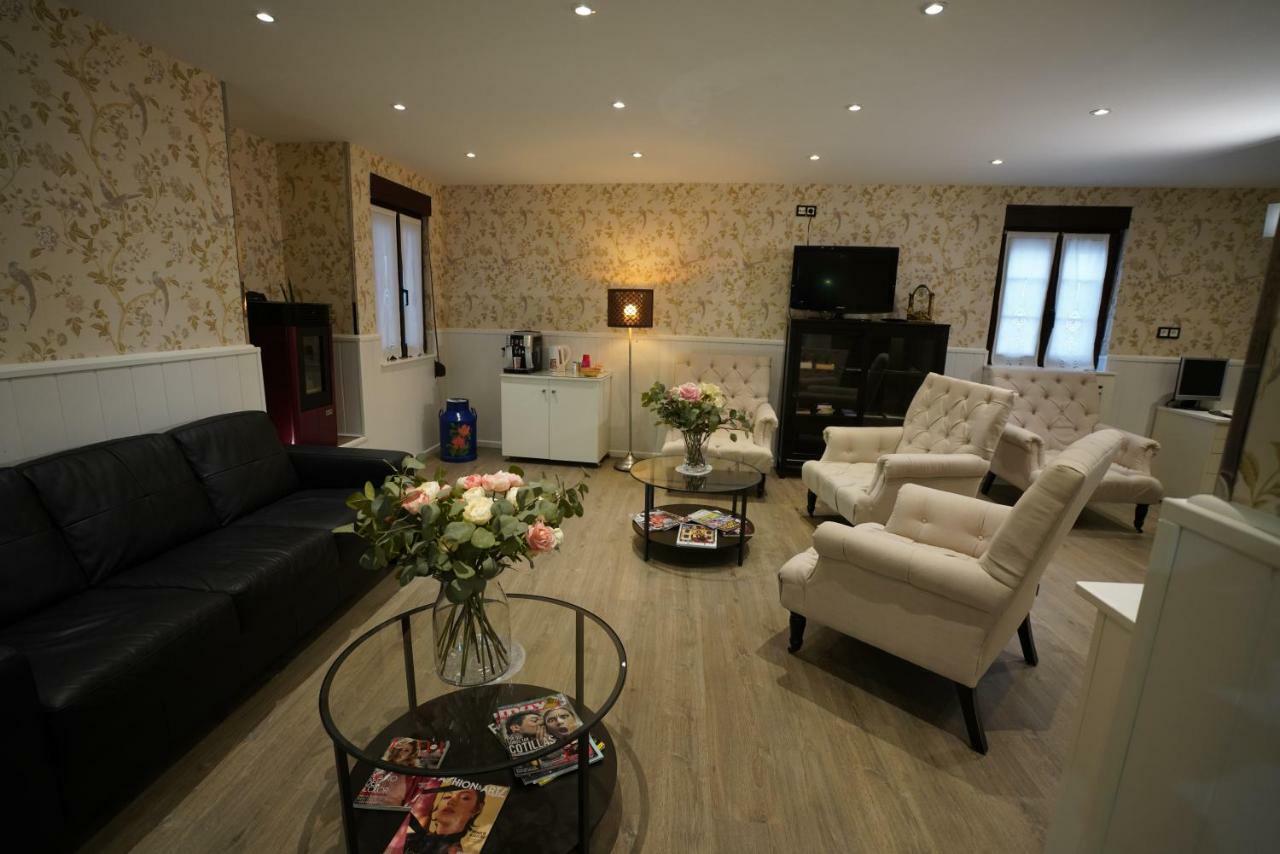 Hotel Arco Navia Extérieur photo