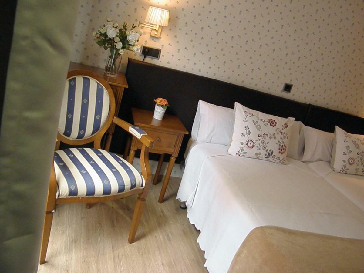 Hotel Arco Navia Extérieur photo